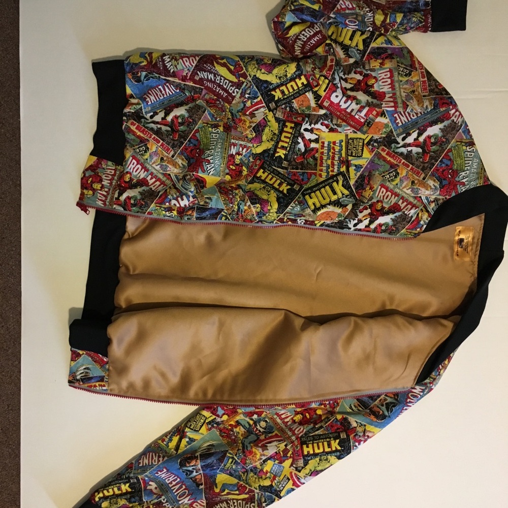 Marvel Comics Jacket - Picture 5 of 8